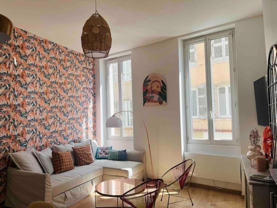Pleasant 3-Bedroom Flat In The Center Of Marseille Exterior photo